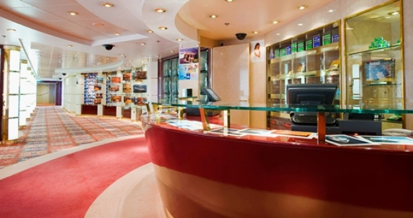MSC Lirica - 16 éjszaka a tengeren Dubaiba (Hajó)