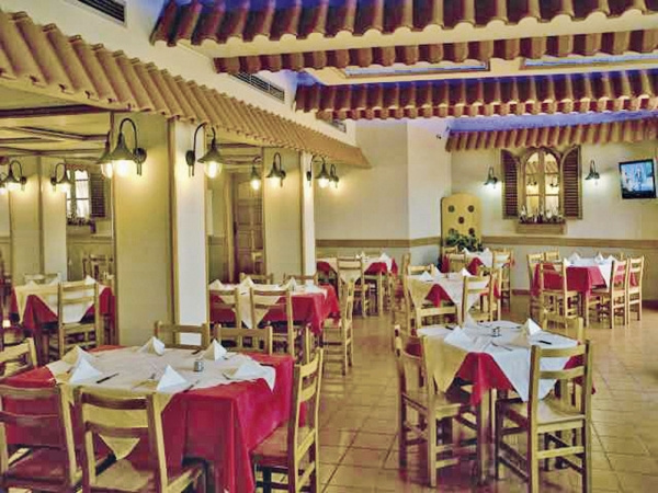Canifor Hotel