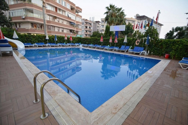 Arsi Hotel ***
