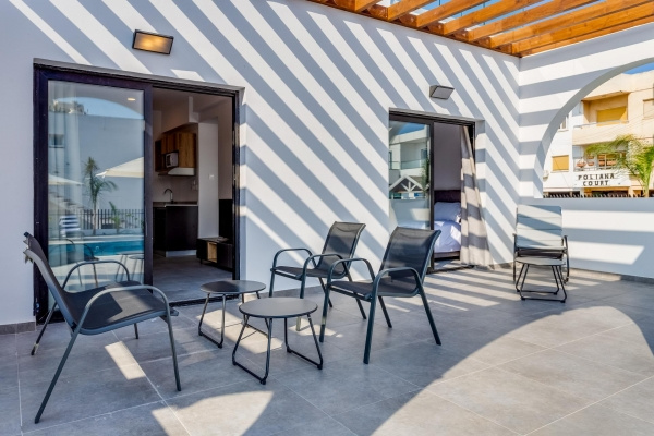 ZOÍ Boutique Suites 2023 tél / 2024 tavasz