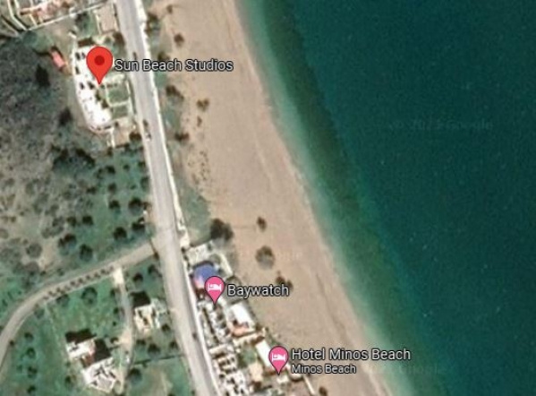 Sunbeach Apartmanház, repülővel