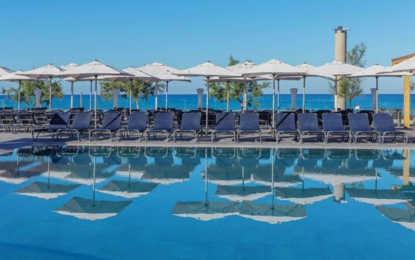 Fontanellas Playa Aparthotel ****