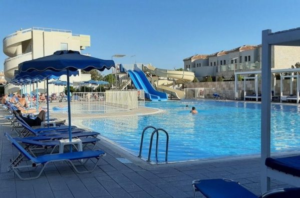 Delfinia Resort ****