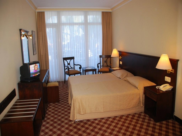 Nerton Hotel ****