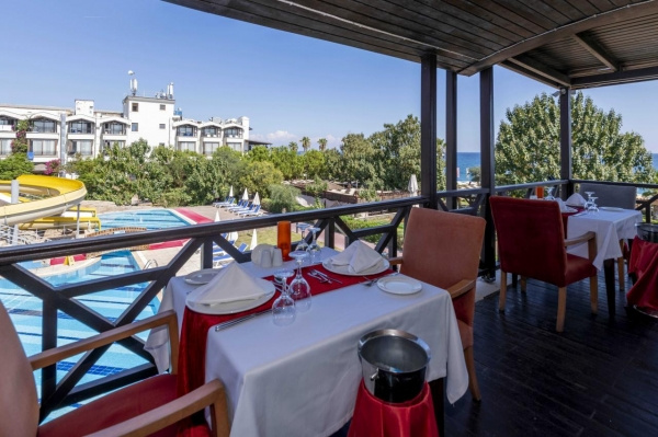 ARMAS LABADA HOTEL *****
