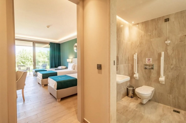 ALMYROS BEACH RESORT *****
