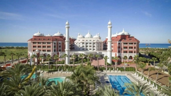 ROYAL TAJ MAHAL HOTEL *****