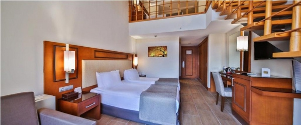 Crystal Prestige Elite Hotel *****