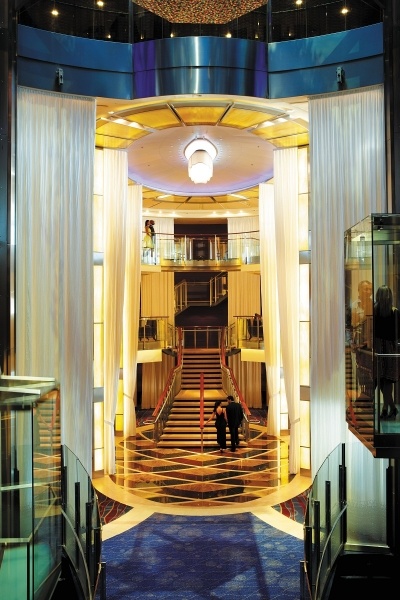 NYUGAT-MEDITERRÁN FELFEDEZŐÚT, Celebrity Equinox