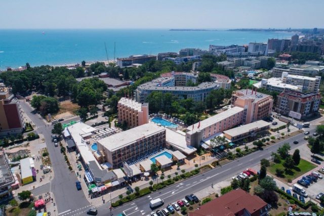 Riva Hotel