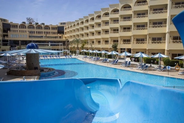 Amc Royal Hotel & Spa *****