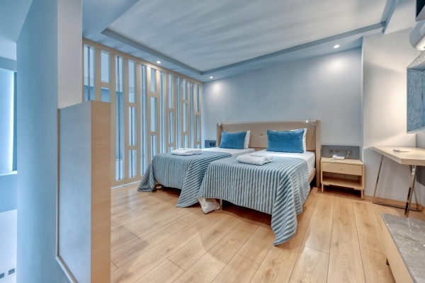 NUMA BAY EXCLUSIVE *****