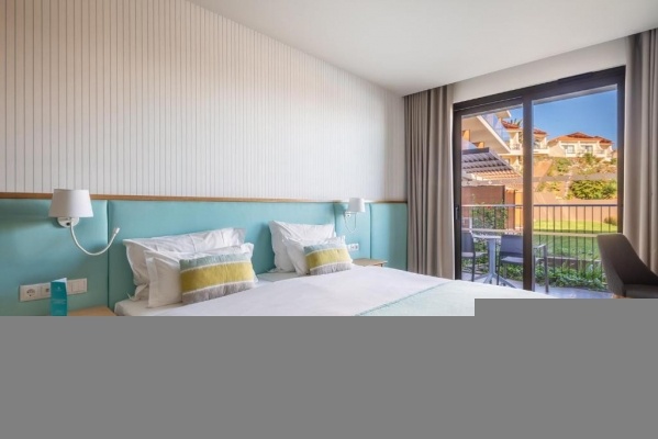 SENTIDO GALOMAR - ADULTS ONLY ****