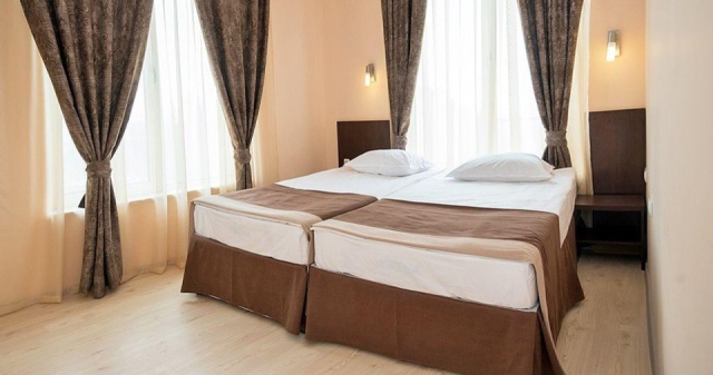Rome Palace Deluxe ****