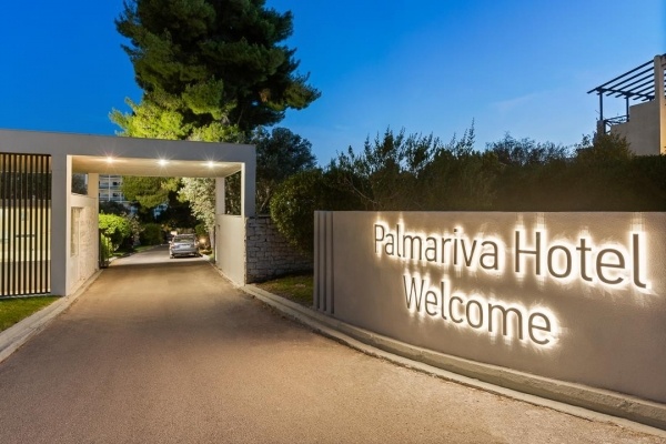 PALMARIVA BEACH HOTEL ****