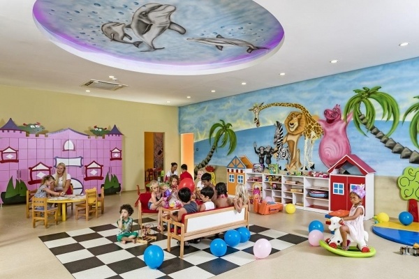 MIRACLE RESORT *****