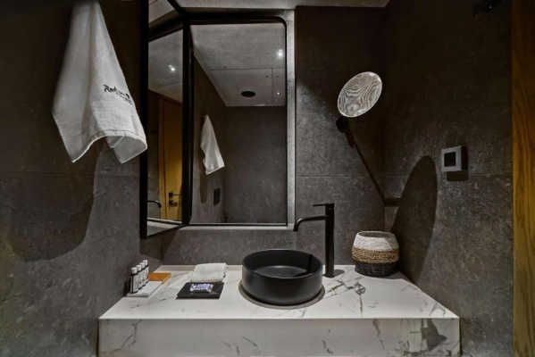 Radisson Bleu Zafron - ADULTS ONLY *****