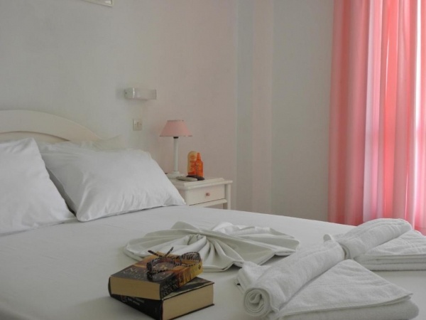 Areti Hotel ***
