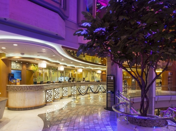 KERESZTÜL A CSENDES-ÓCEÁNON, Voyager of the Seas