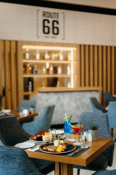 St. George Beach Hotel & Spa tél