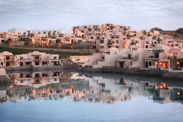Advent az Egyesült Arab Emirátusokban - The Cove Rotana Resort ***** -Ras Al Khaimah (repülőjeggyel) (Repülő)