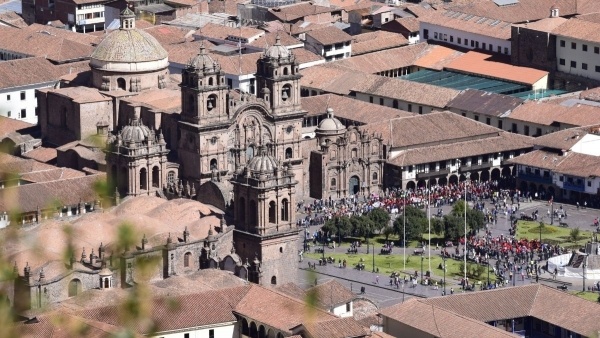 CHILE, BOLÍVIA ÉS PERU - AZ ANDOKI HÁROMSZÖG ***