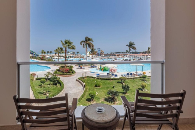 Sunrise Alora Aqua Park Resort *****