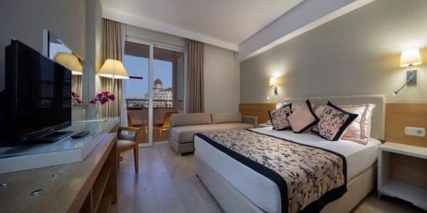 Hotel Trendy Palm Beach***** - AI, repülővel