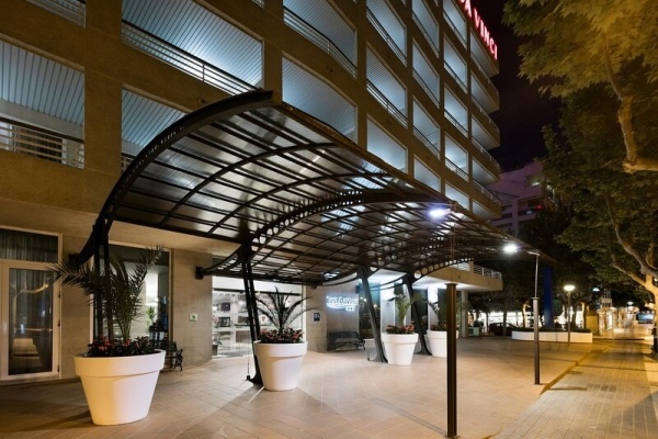 Hotel Best Da Vinci****FP, repülővel