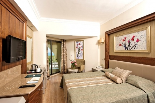 Side Star Resort***** - UAI, repülővel