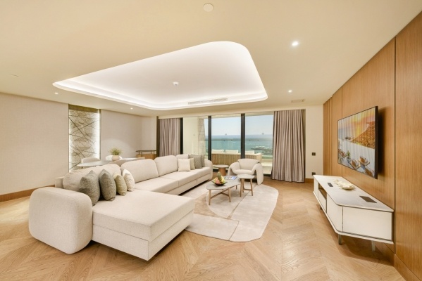 REGNUM THE CROWN *****