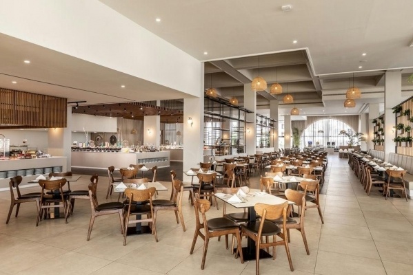 Louis Phaethon Beach Hotel ****