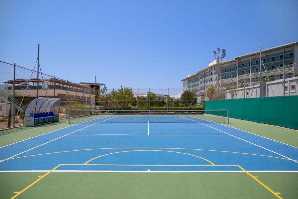 Asterias Beach Hotel ****