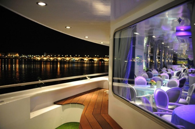 Bor, folyó, elegancia - Bordeaux csoportos folyami hajóút Gironde tartományban