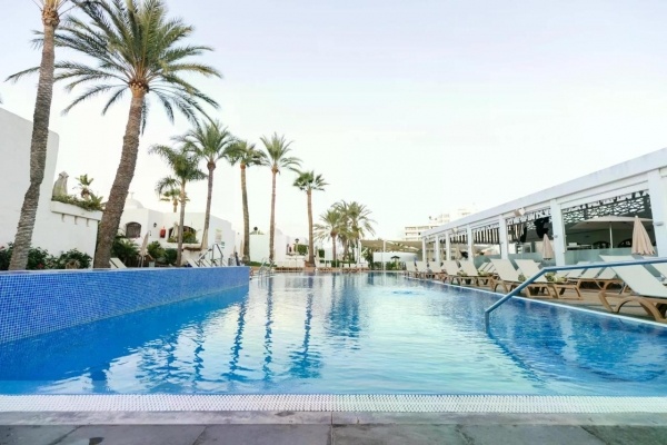 Hotel HD Parque Cristobal Tenerife *** Playa De Las Americas repülővel