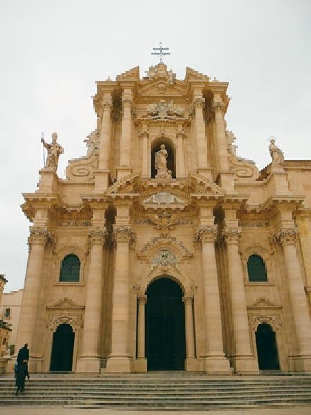 Ezerarcú Szicília, repülővel