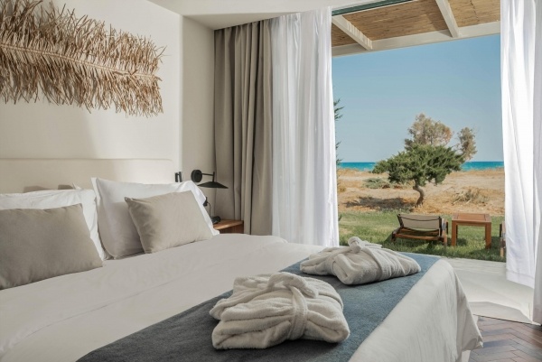 DOMES AUL?S ZANTE, AUTOGRAPH COLLECTION *****