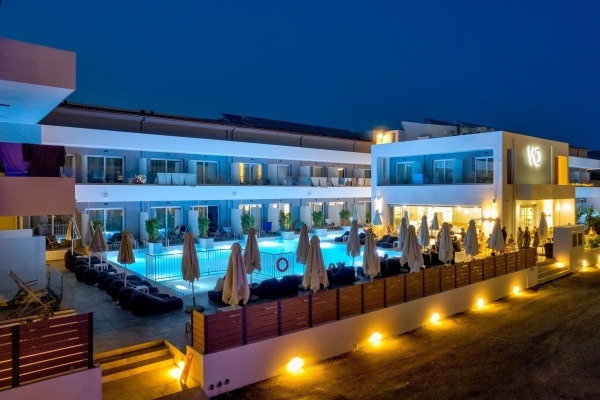 White Olive Premium Laganas ****