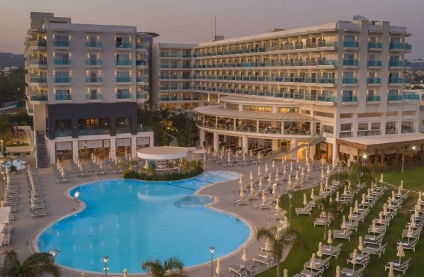 Nissiblu Beach Resort***** RE/FP/TP/AI, repülővel