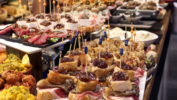 MODERN BILBAO ÉS A BASZK KULTÚRA ****