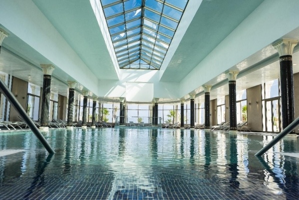 CONCORDE GREEN PARK PALACE *****