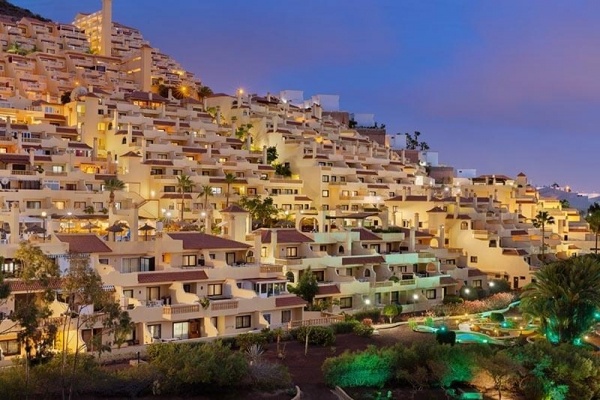 Ramada Residences by Wyndham Costa Adeje *** Playa De Las Americas repülővel