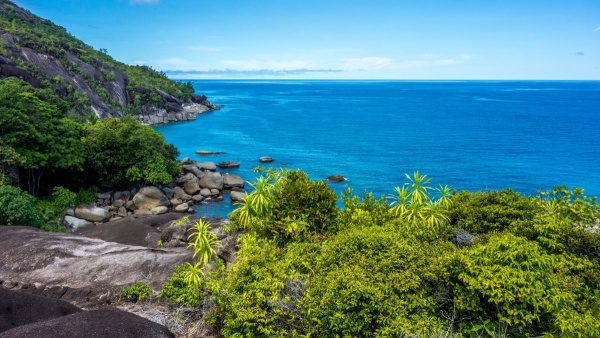 SEYCHELLES - AZ INDIAI-ÓCEÁN ÁLOMSZIGETEI ****