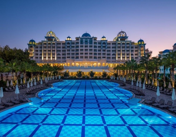 Rubi Platinum***** UAI, repülővel