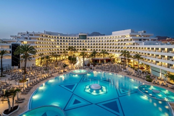 MEDITERRANEAN PALACE *****