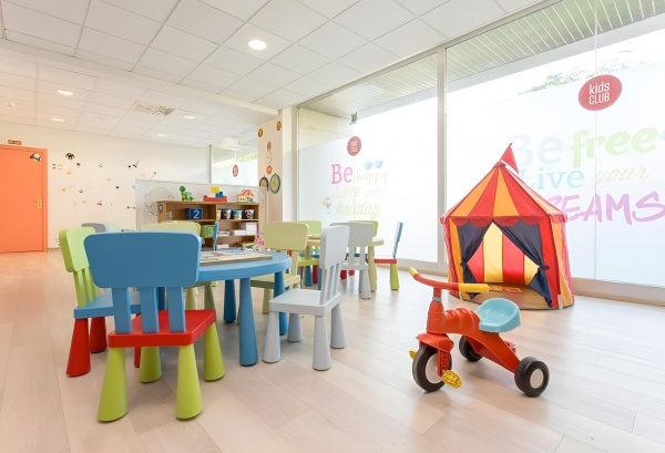 SARENA DE MURO *****