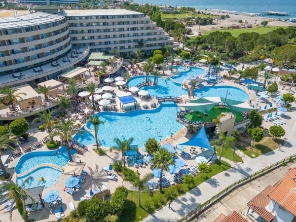 Armas Pemar Beach Hotel *****