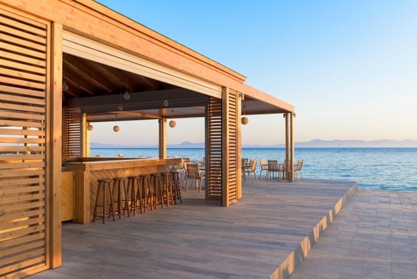 Avra Beach Resort Hotel & Bungalows ****