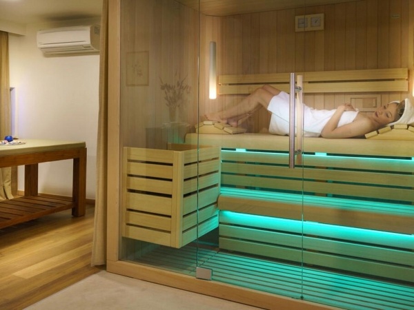 Kyma Suites Beach Hotel *****