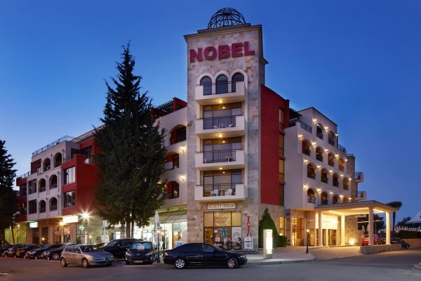 Nobel ****